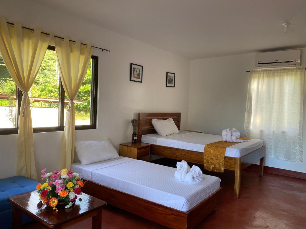 Tongatok Cliff Resort Mambajao Eksteriør bilde