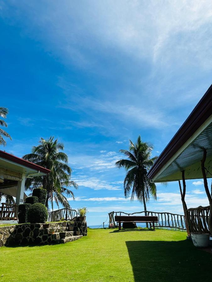 Tongatok Cliff Resort Mambajao Eksteriør bilde