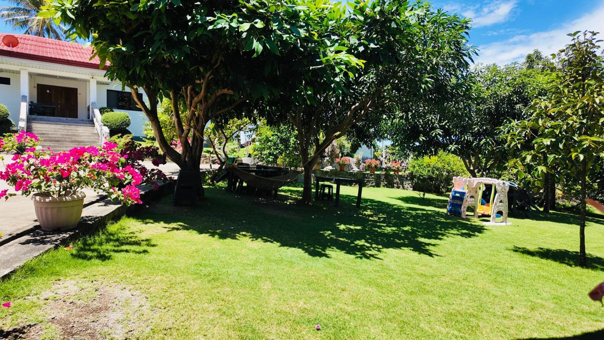 Tongatok Cliff Resort Mambajao Eksteriør bilde