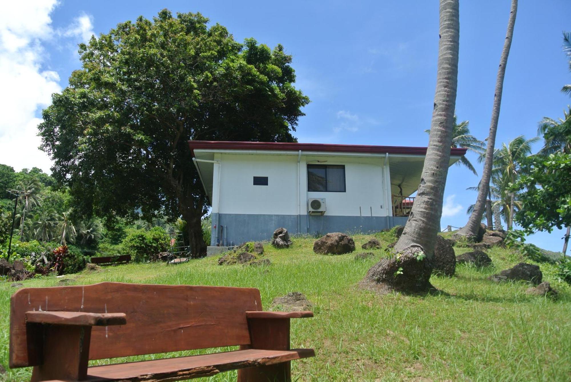 Tongatok Cliff Resort Mambajao Eksteriør bilde