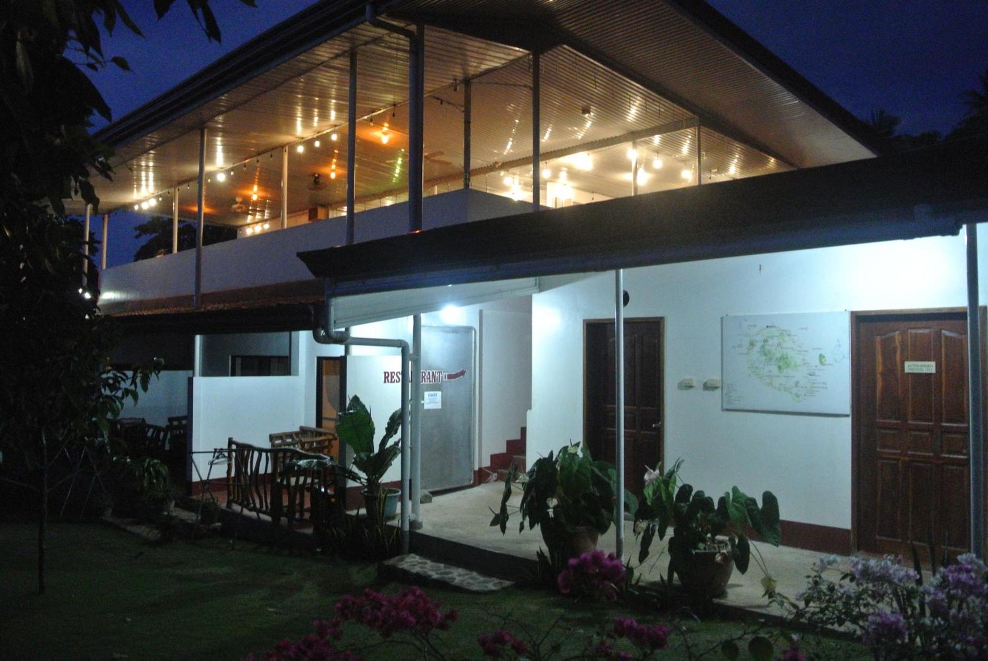 Tongatok Cliff Resort Mambajao Eksteriør bilde