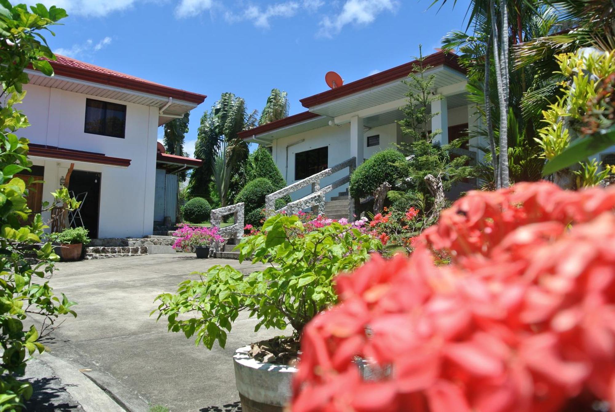 Tongatok Cliff Resort Mambajao Eksteriør bilde