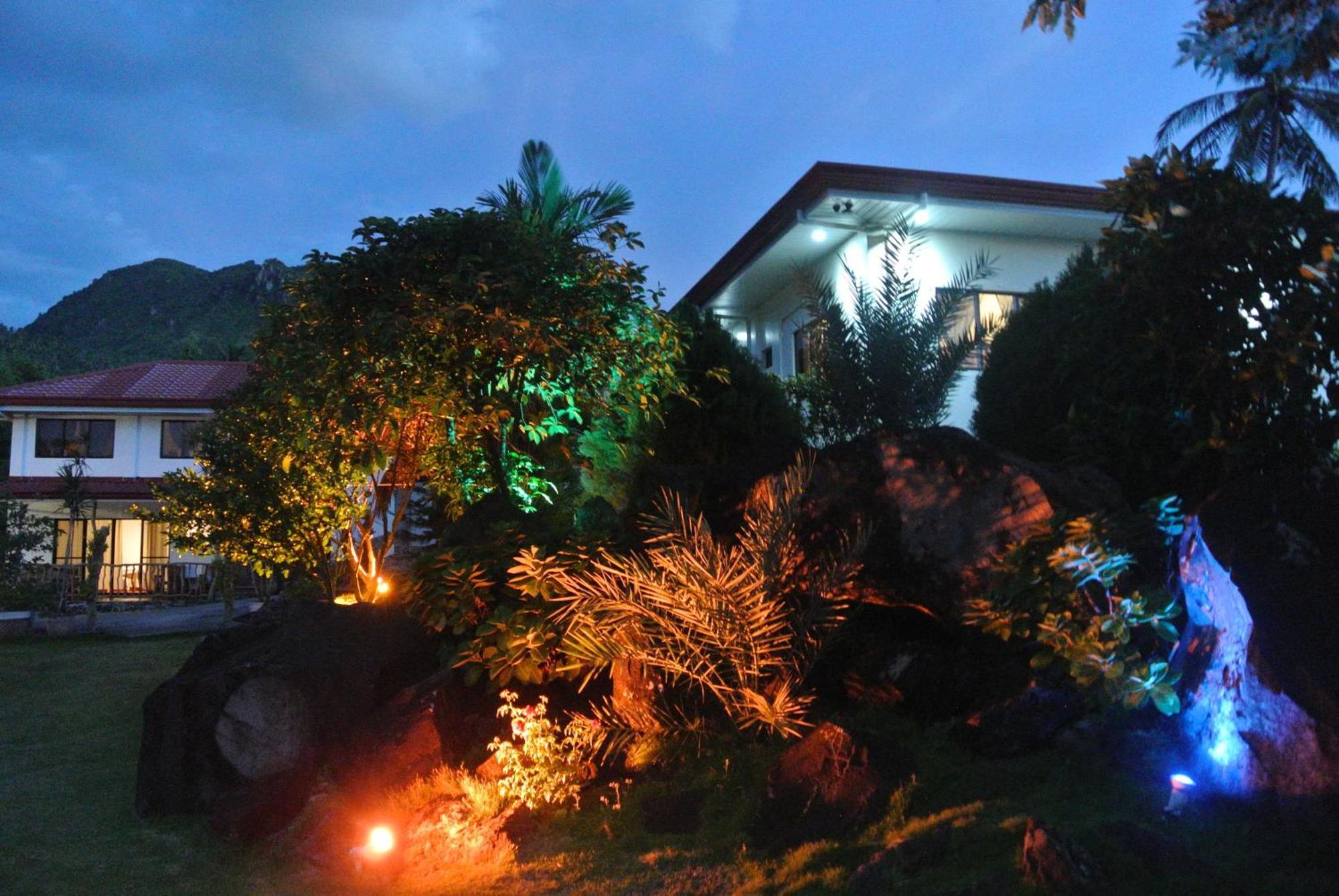 Tongatok Cliff Resort Mambajao Eksteriør bilde