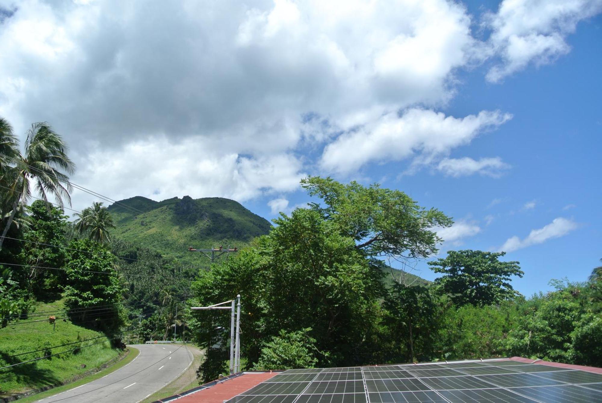 Tongatok Cliff Resort Mambajao Eksteriør bilde
