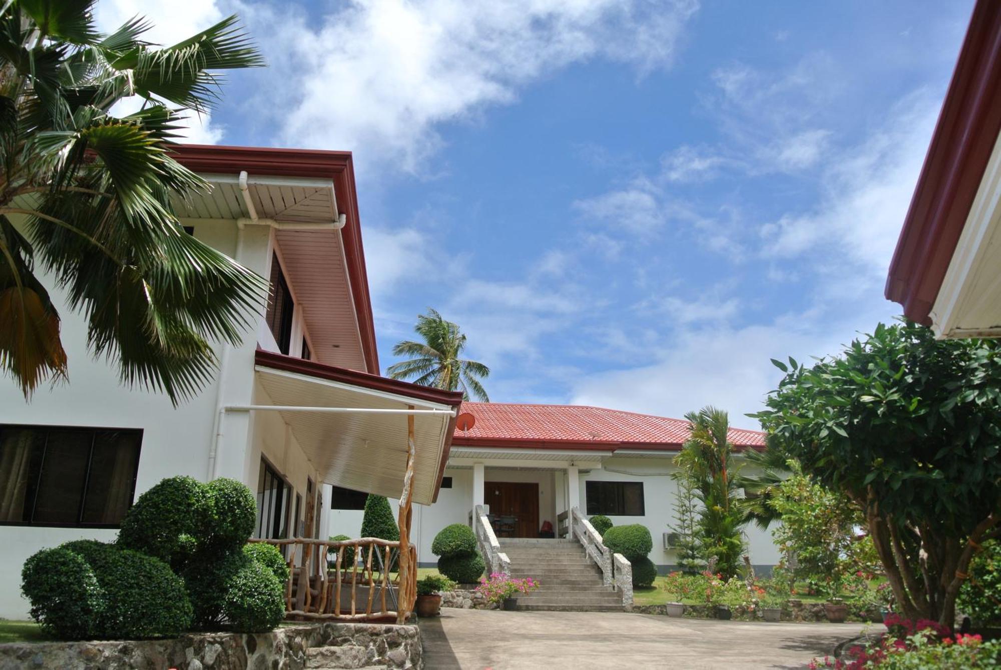 Tongatok Cliff Resort Mambajao Eksteriør bilde