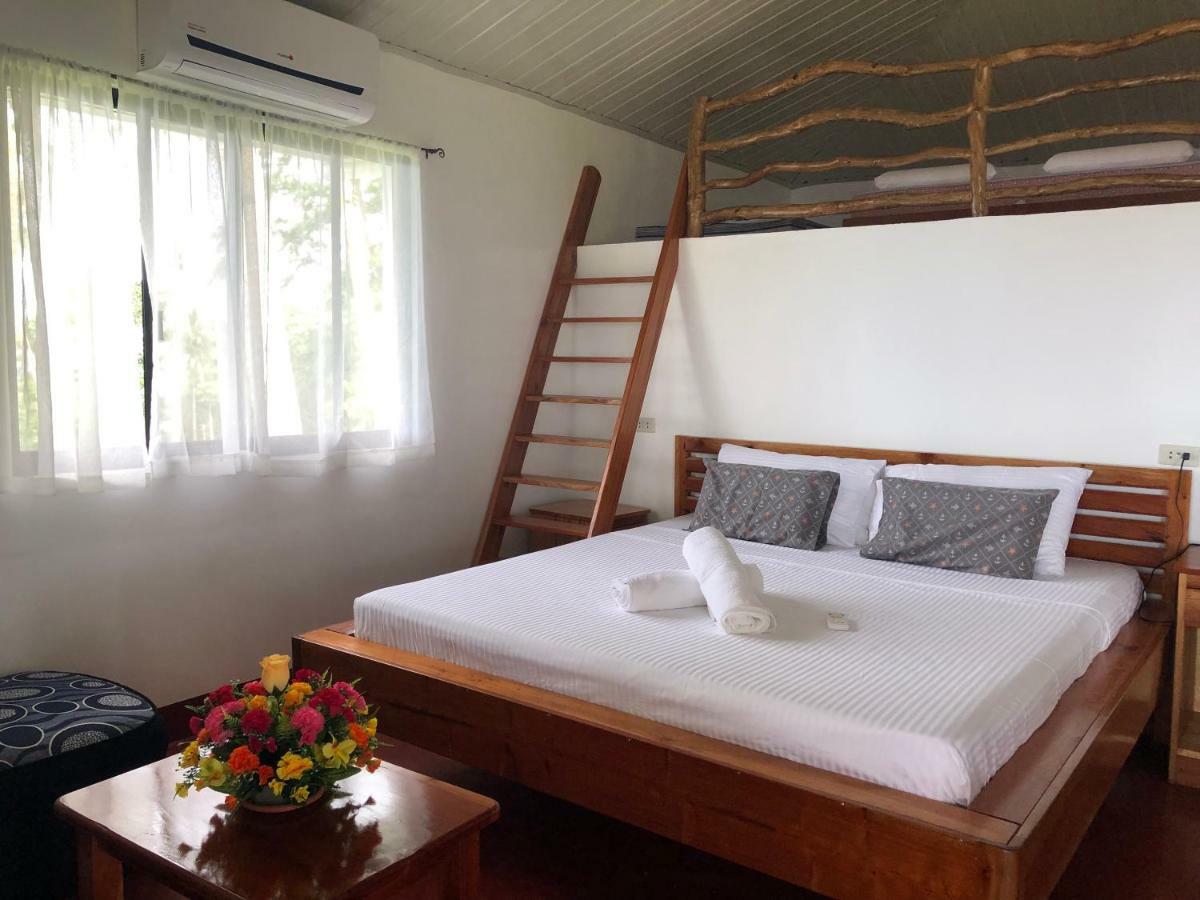 Tongatok Cliff Resort Mambajao Eksteriør bilde