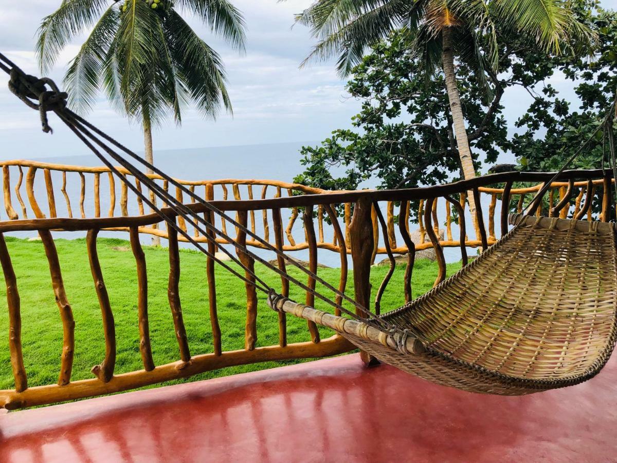 Tongatok Cliff Resort Mambajao Eksteriør bilde